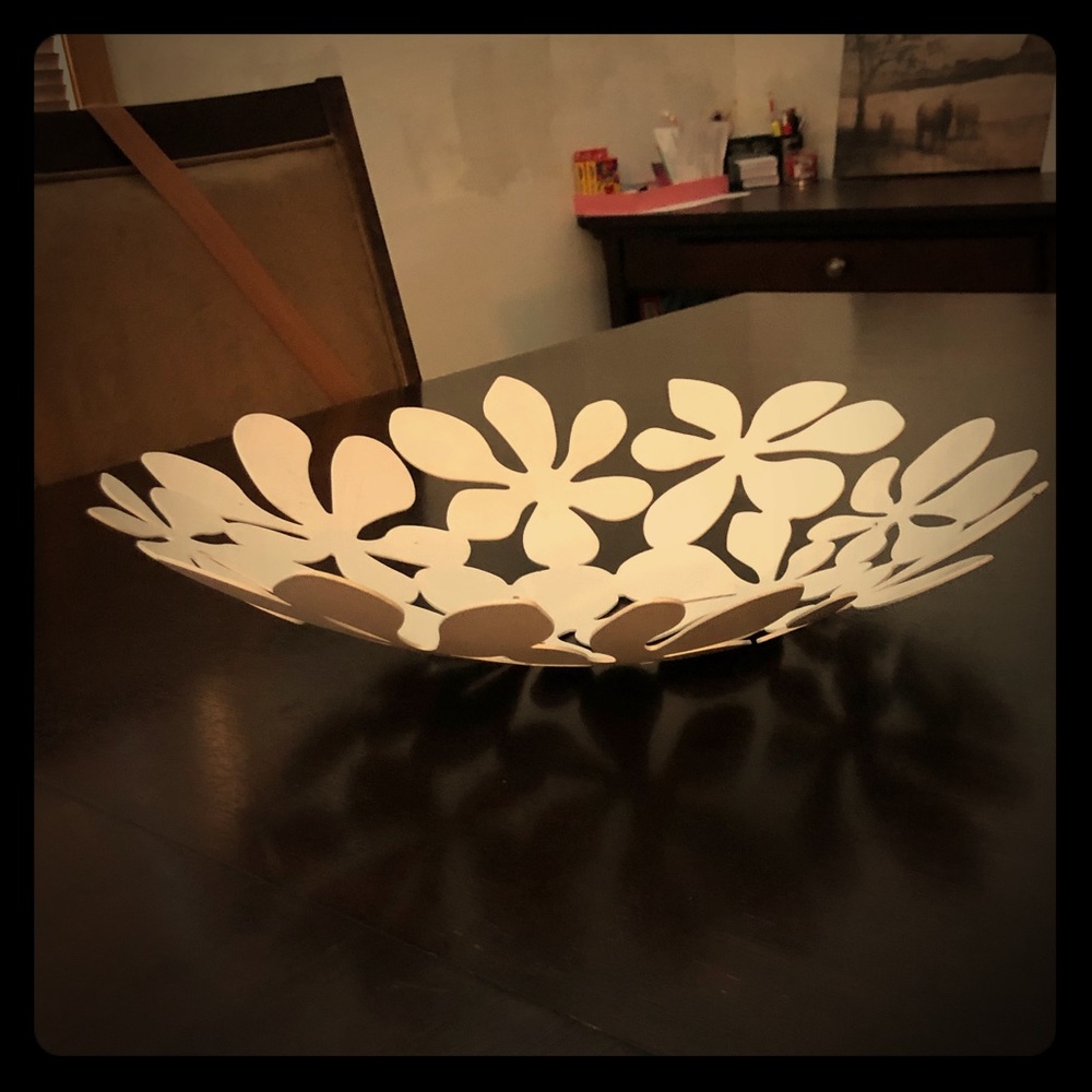 Decorative bowl